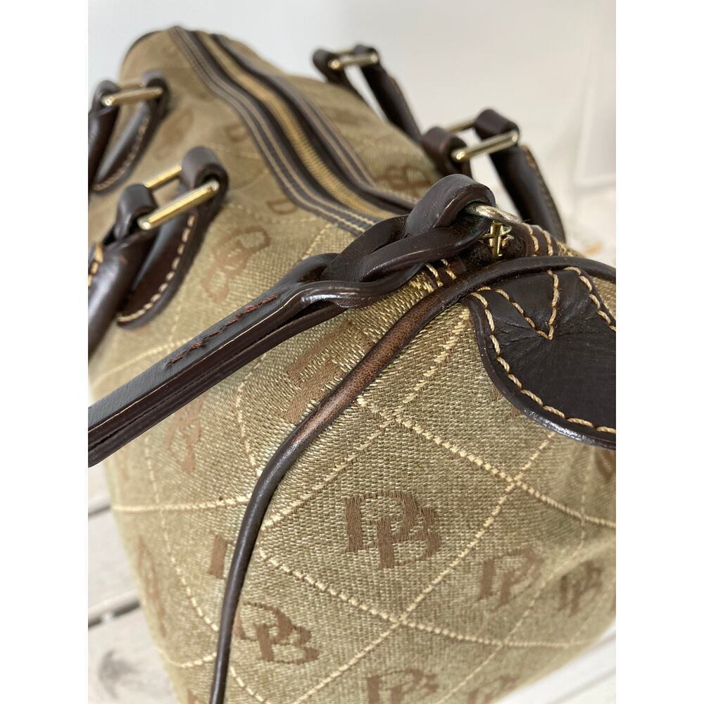 DOONEY BOURKE LARGE TAN CANVAS LEATHER TRIM HANDBAG - Picture 5 of 16